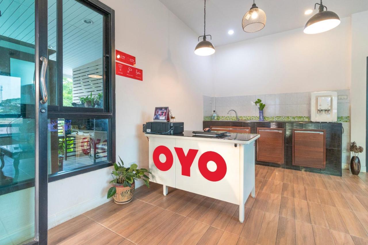 Oyo 798 Reurn Mareena Resort Nakhonratcsaszima Kültér fotó