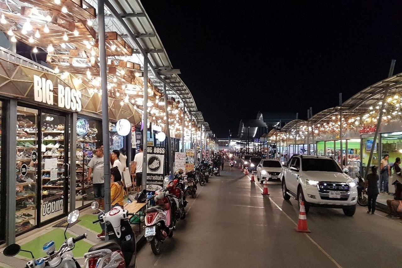 Oyo 798 Reurn Mareena Resort Nakhonratcsaszima Kültér fotó